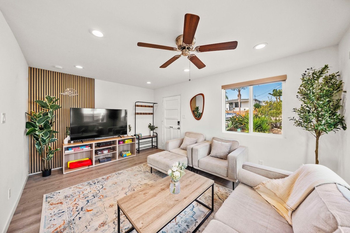 Westinghouse Park Retreat | Decks, BBQ, Fire Pits gallery image 3