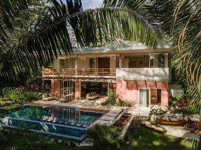 Pandora – Beachfront Luxury Villa at Rayo Verde