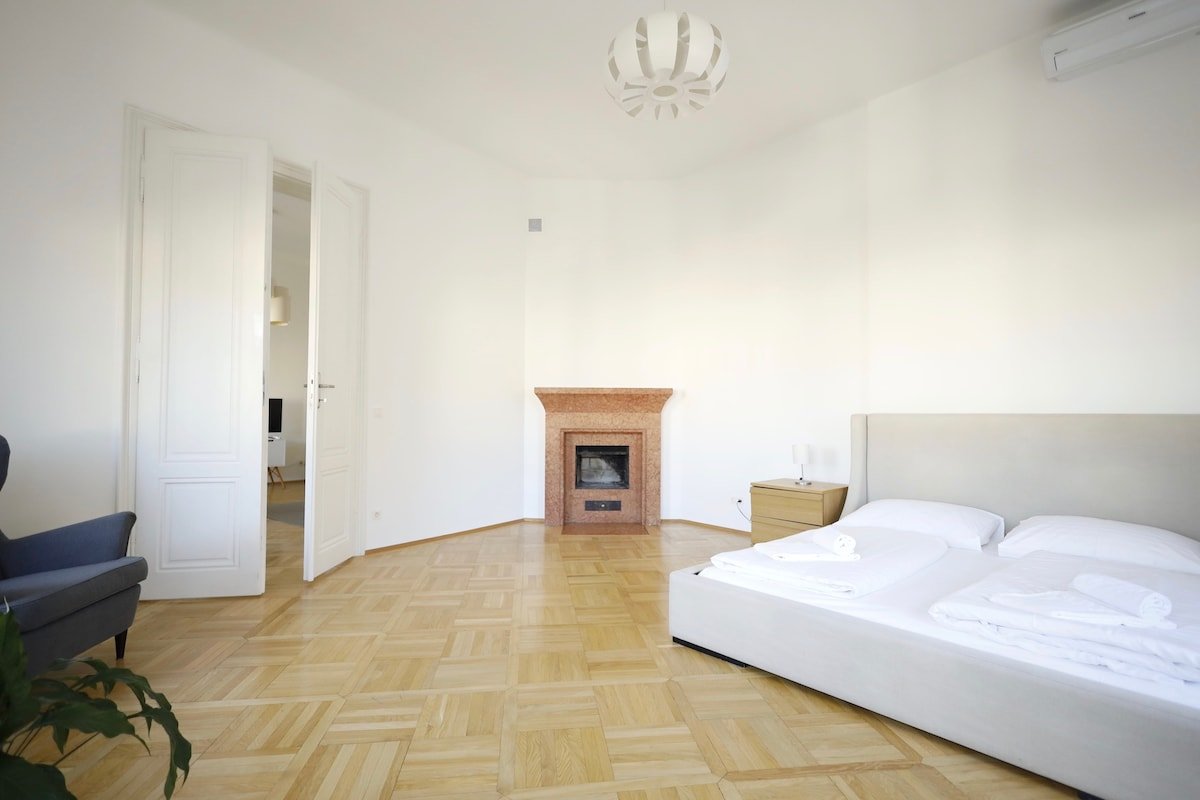 Supreme Apartment near Oper – Apt 18 gallery image 5