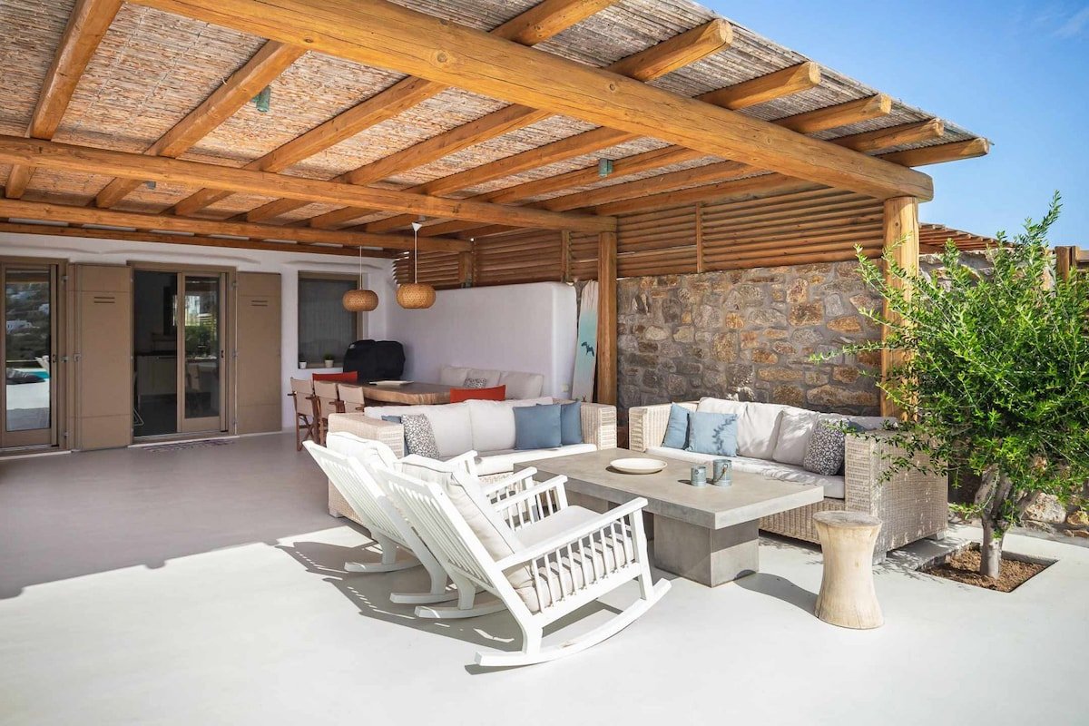 “Ginger Blue” by Aqualiving Villas gallery image 5