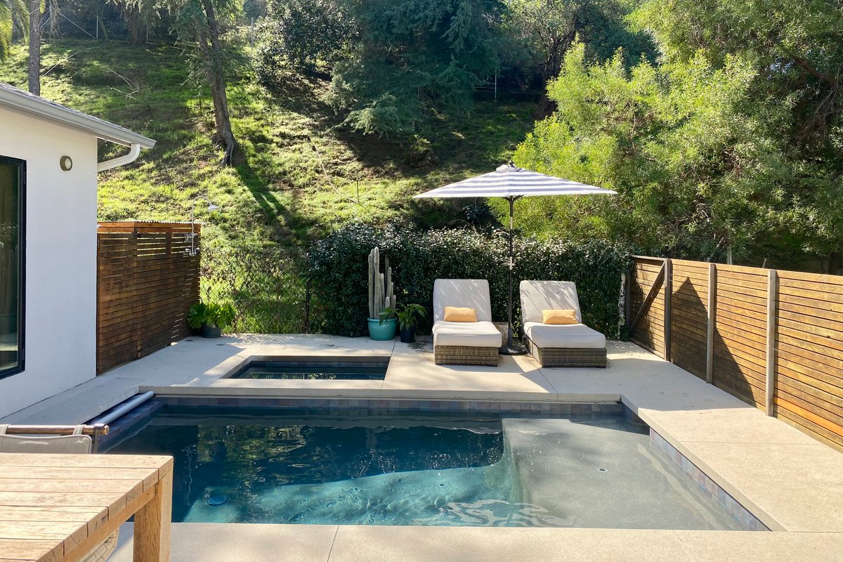 Quiet Retreat w/ Pool & Hot Tub in the Heart of LA