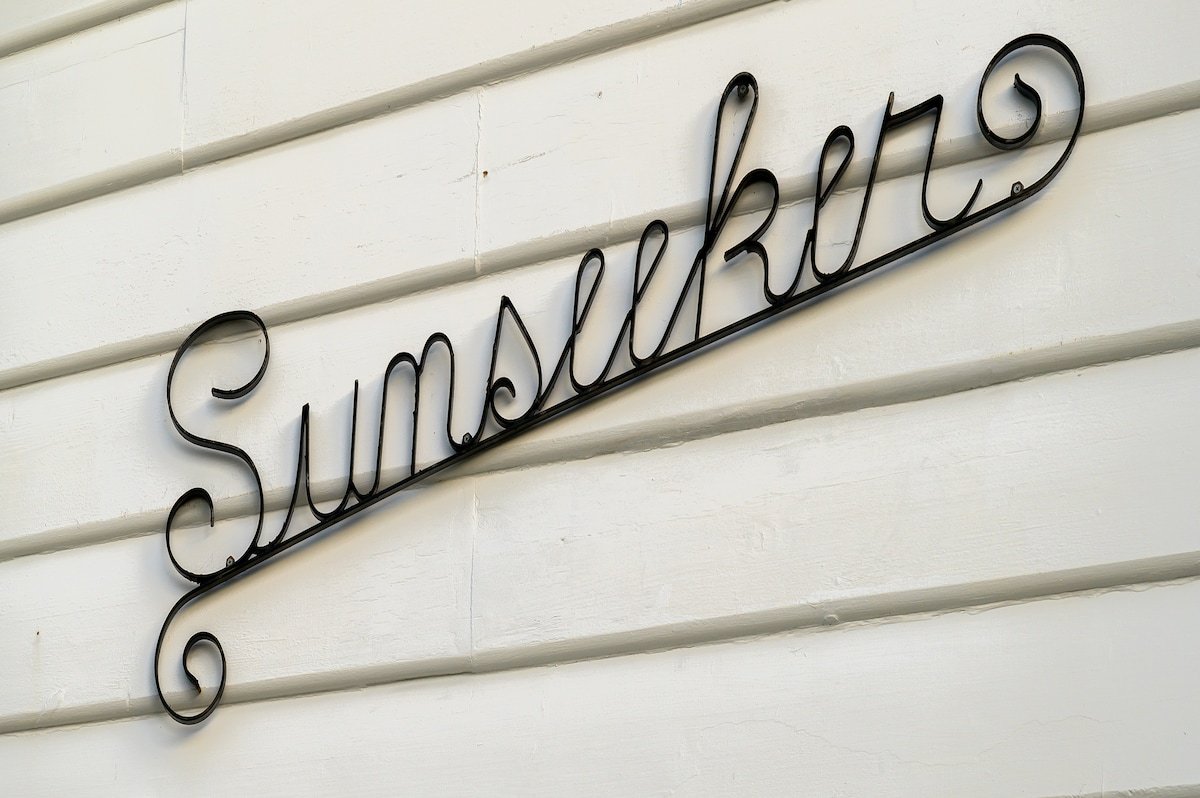 Sunseeker House Blairgowrie – Footsteps to Beach gallery image 2