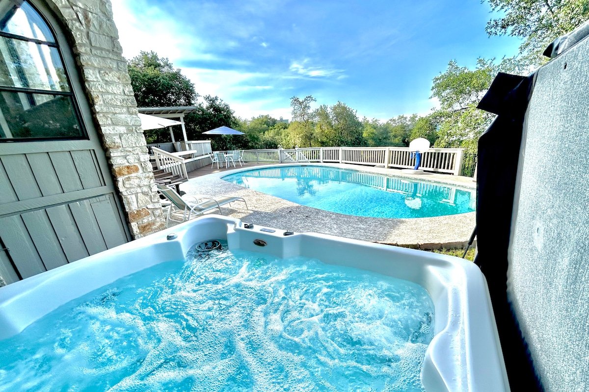 Panoramic Lake Views | Pool, Hot Tub, Firepit! gallery image 5