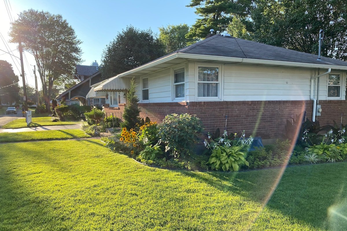 /Sauna Ranch 1961 SUNY Eagle Hill 4Beds 1Bath gallery image 3