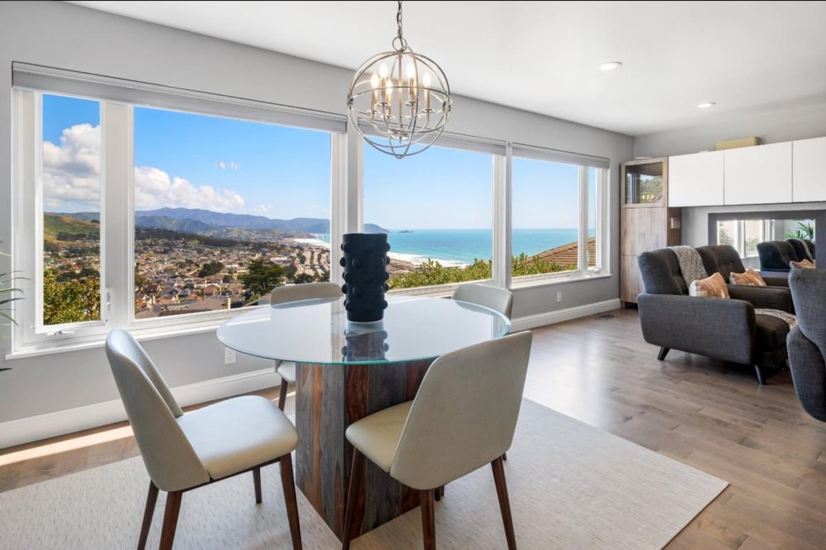 Coastal Retreat w/ Ocean Views gallery image 2