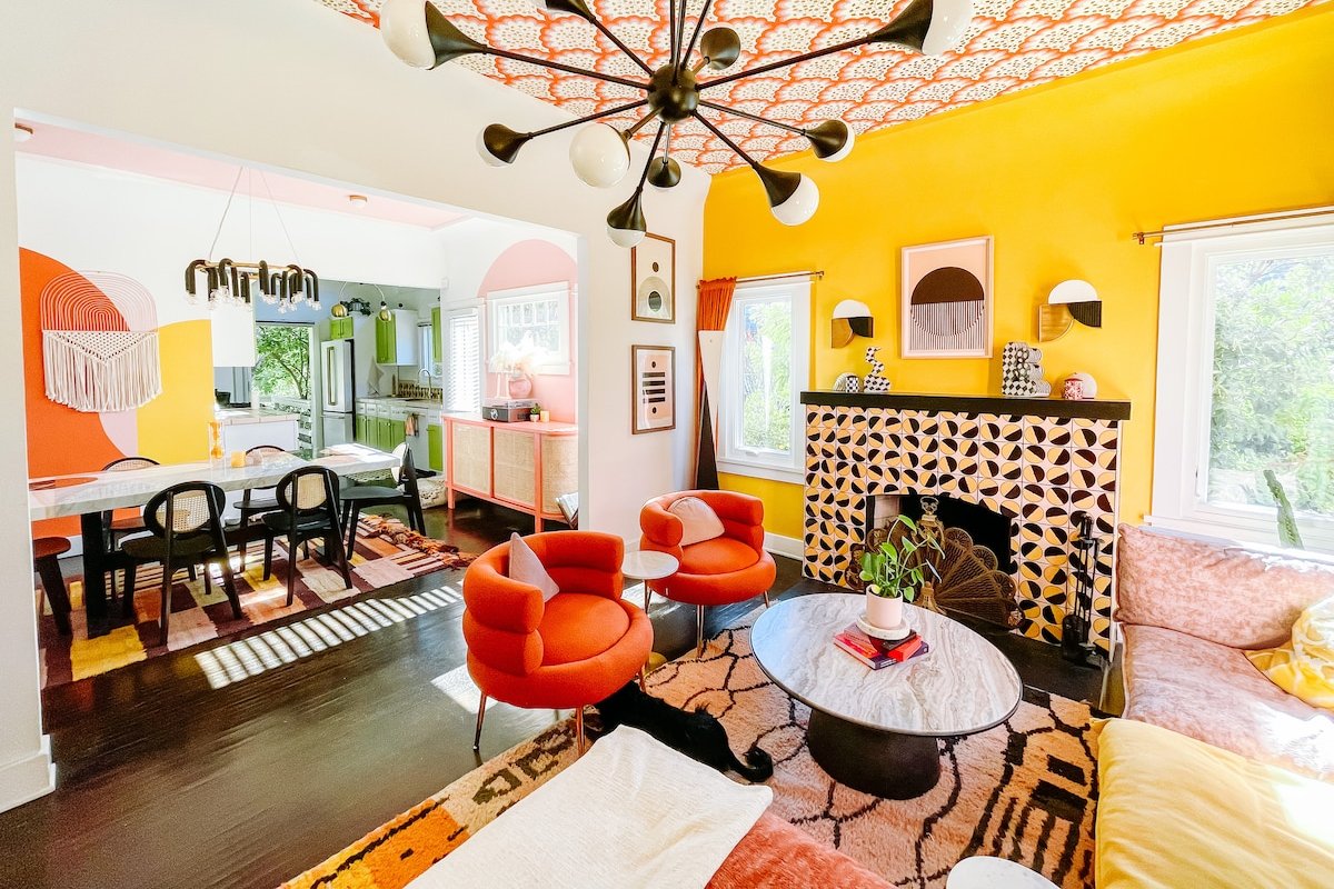 Designer home in hip Highland Park w/ pool & hotub gallery image 2