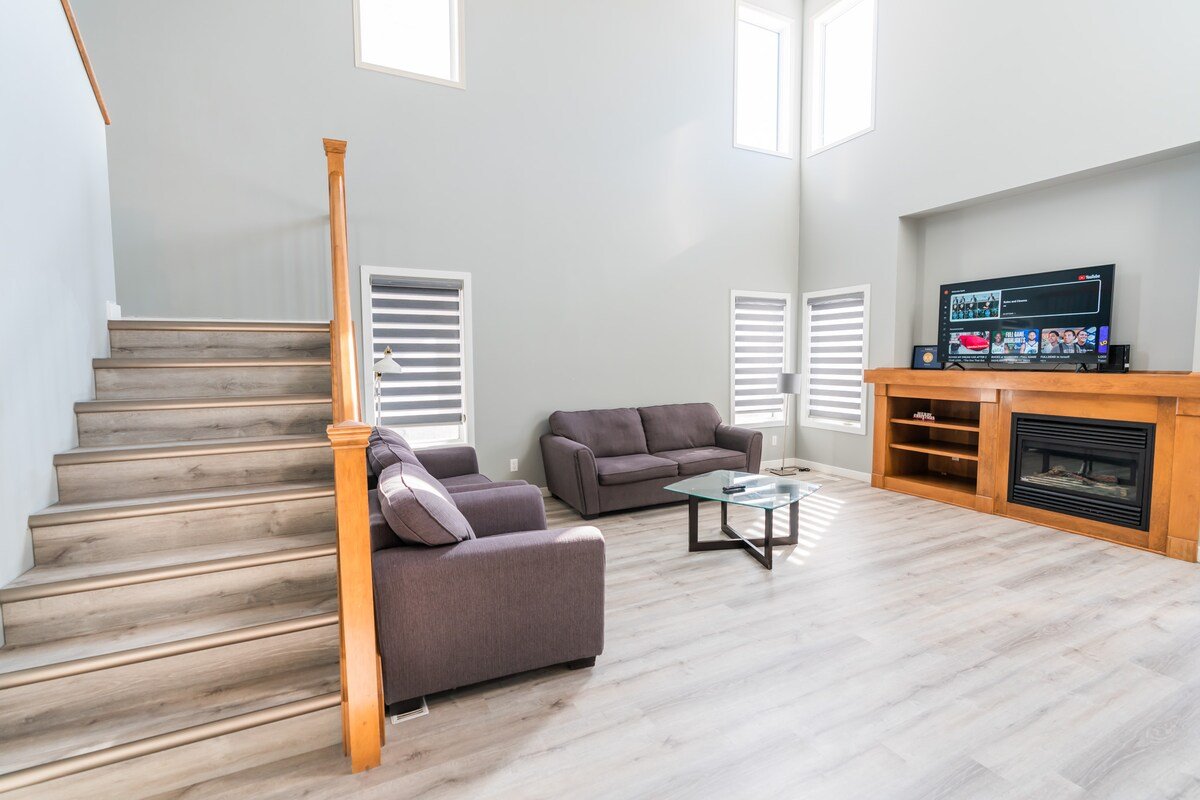 Over 2000 sqft entire house for families/sml group gallery image 4