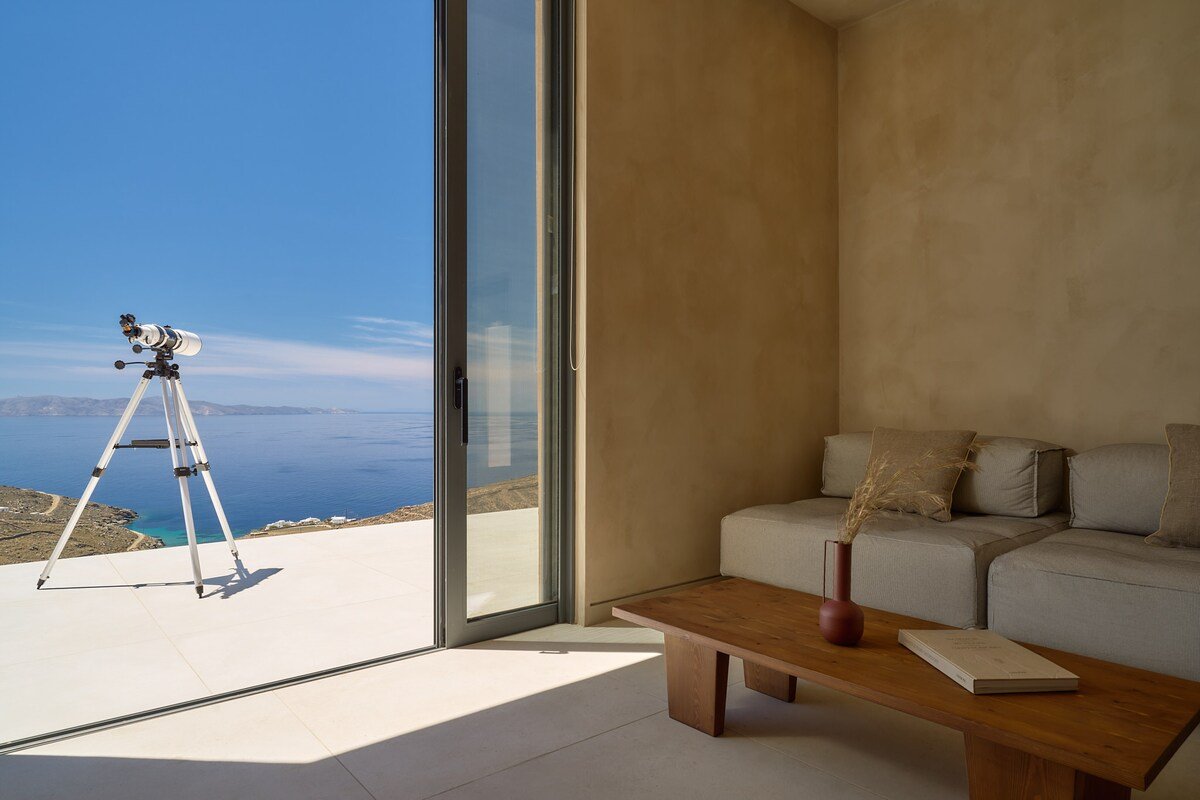 Homatinos Villa, a SeaView Escape with 2 Pools gallery image 5