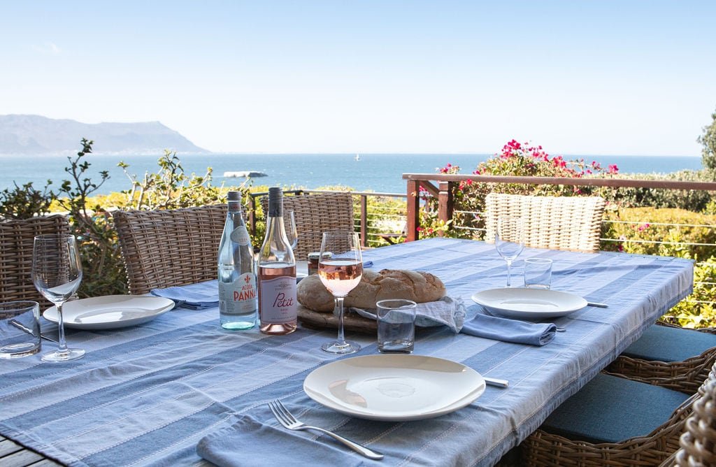 Boulders seaside home by Steadfast Collection gallery image 4