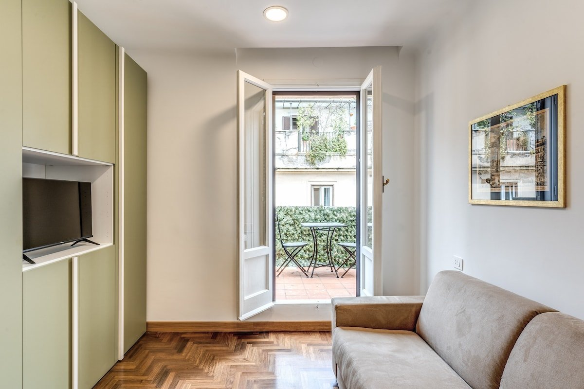 Frattina Grand Suite Apartment 1 gallery image 2