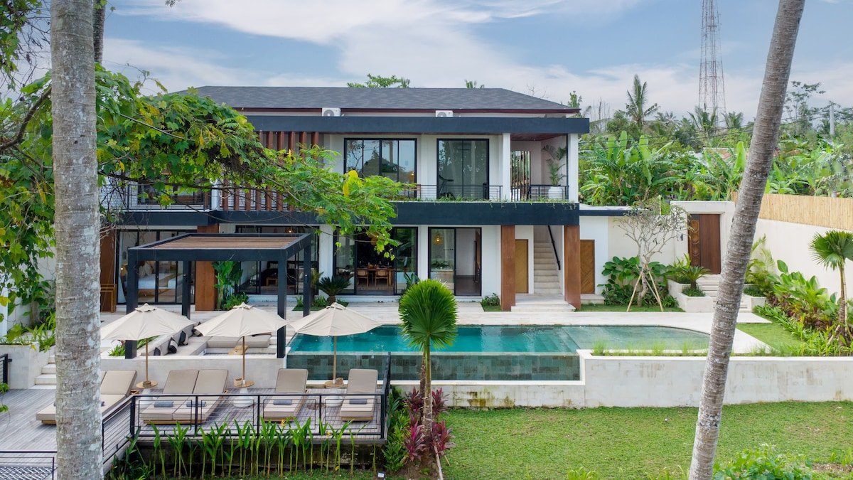 Villa Sea Sand and Sun 3BR Escape with Private Gym