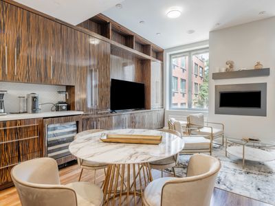 Rove Travel | Gotham House III | Lux 4BR PH w/Roof