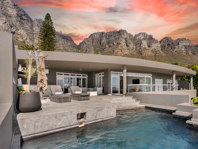Camps Bay Luxury Villa – Villa Ravensteyn