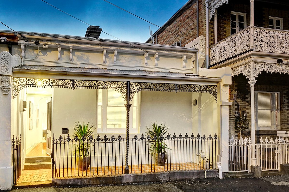 Renovated Terrace in Trendy Fitzroy gallery image 4