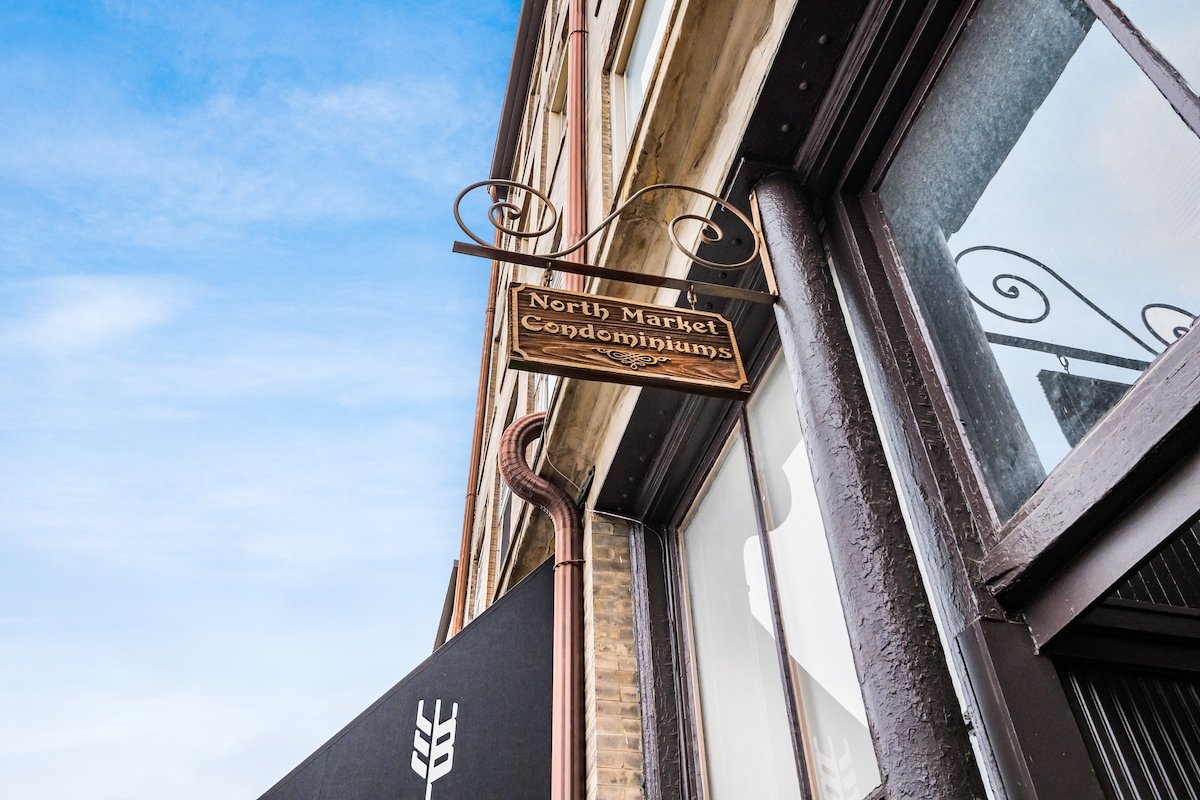 Top North Market Condo- Short North & FREE Parking gallery image 5