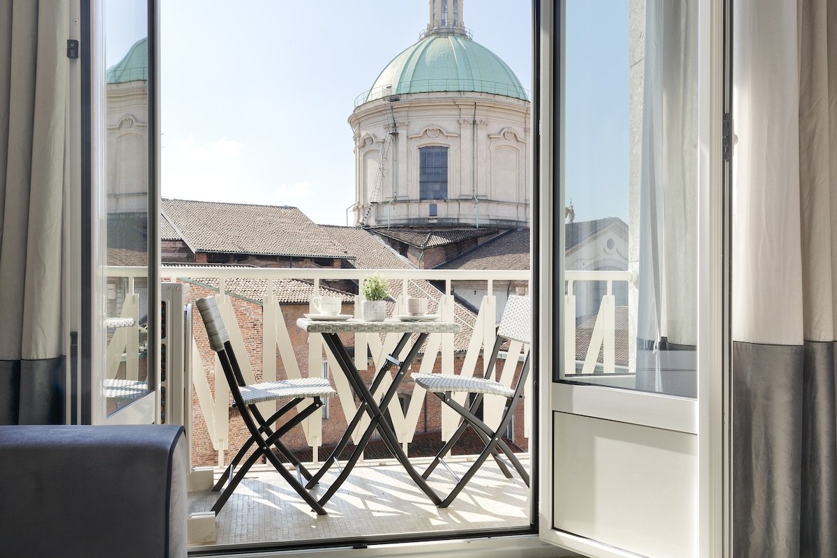 HL Exclusive Apartment – Duomo, Galleria Unione 3 gallery image 3