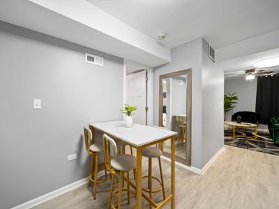 2 connected APT’s near DT for Families/Big groups
