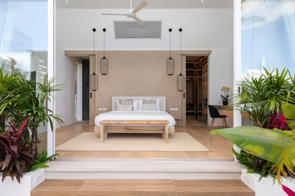 Infinity Seaview Villa gallery image 2