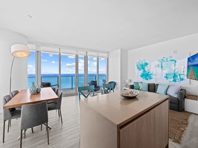 2/2 Stunning Ocean Front