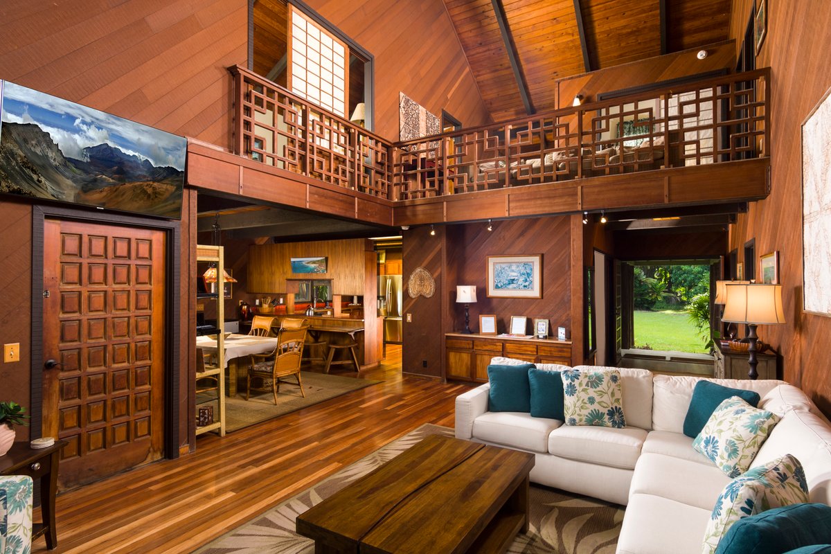 Hamoa Beach House – oceanfront Hana