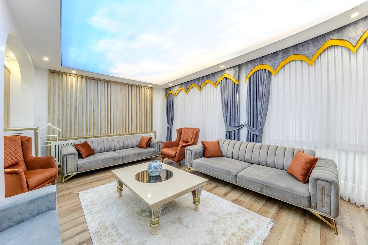 Modern 4 room/Family Suite on Main Street in Şişli gallery image 5