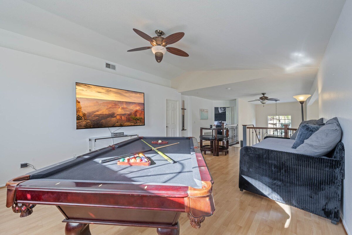 152 Valencia Area Gorgeous Home Pool-Spa-Games gallery image 5