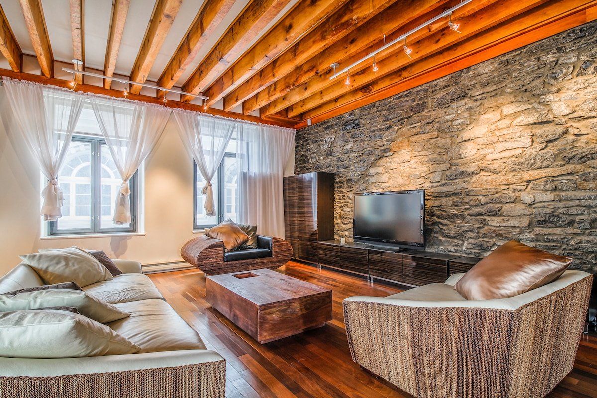 Exotic 2 Floor Penthouse Loft With Terrace gallery image 4