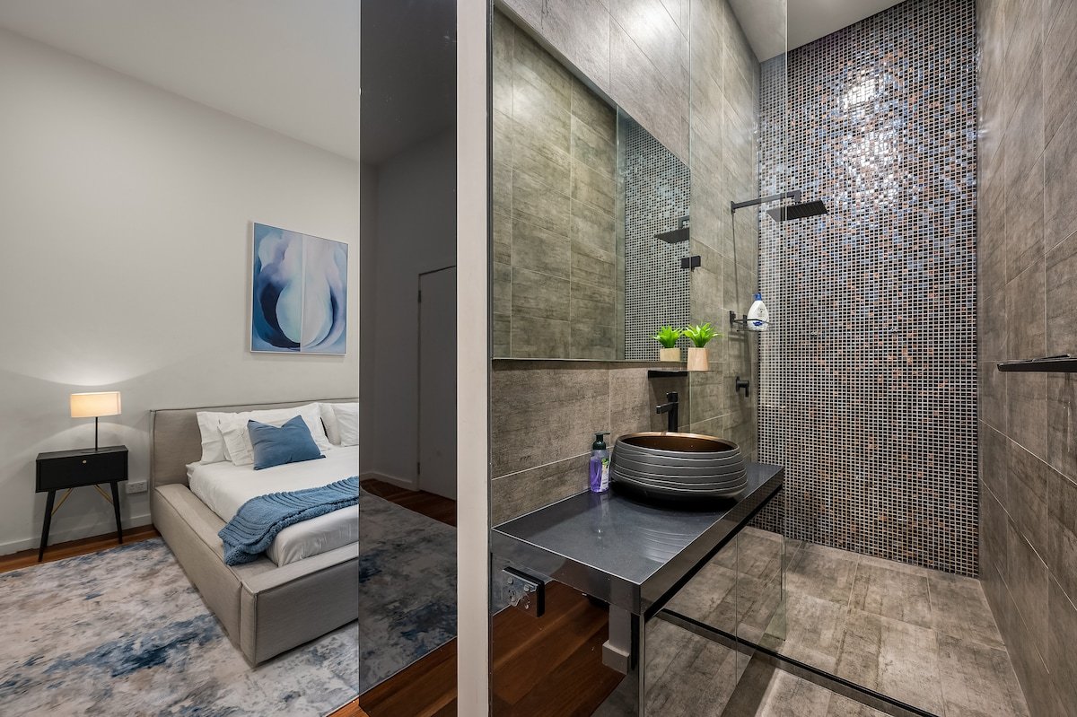 Unbeatable Location Famous Chapel St Family Home gallery image 5