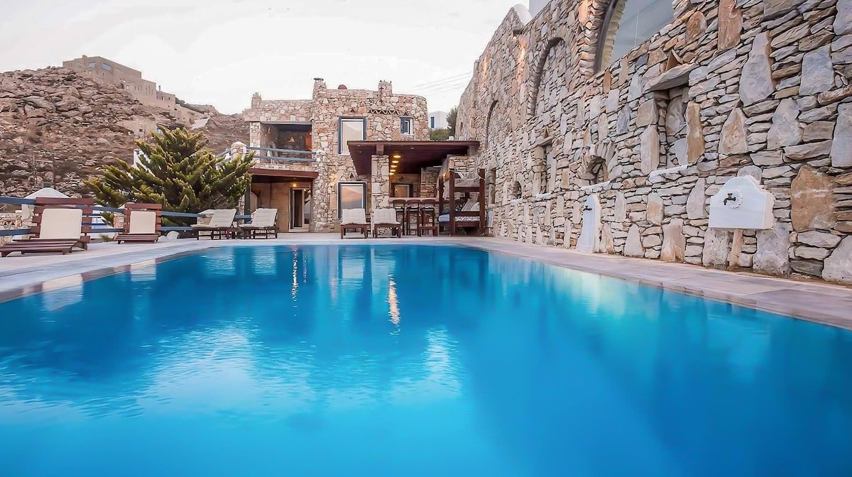 Villa Omnia, by Mykonos Rocky Villas gallery image 5