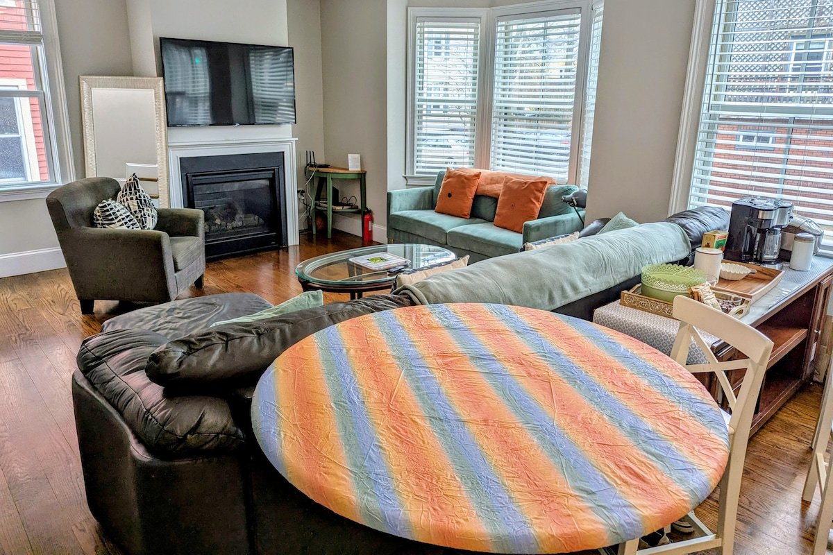 4BR 3BA Cambridge Oasis – Harvard/MIT/Boston gallery image 3