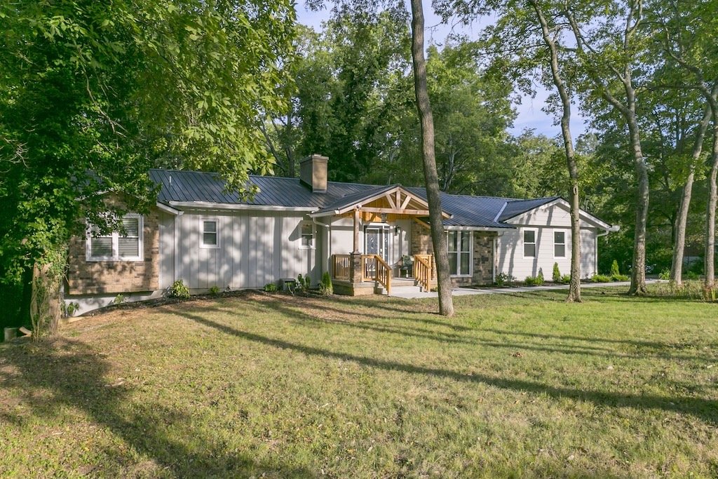 RANCH BEAUT – 5Bd/3Ba, King Beds, Mins to Broadway