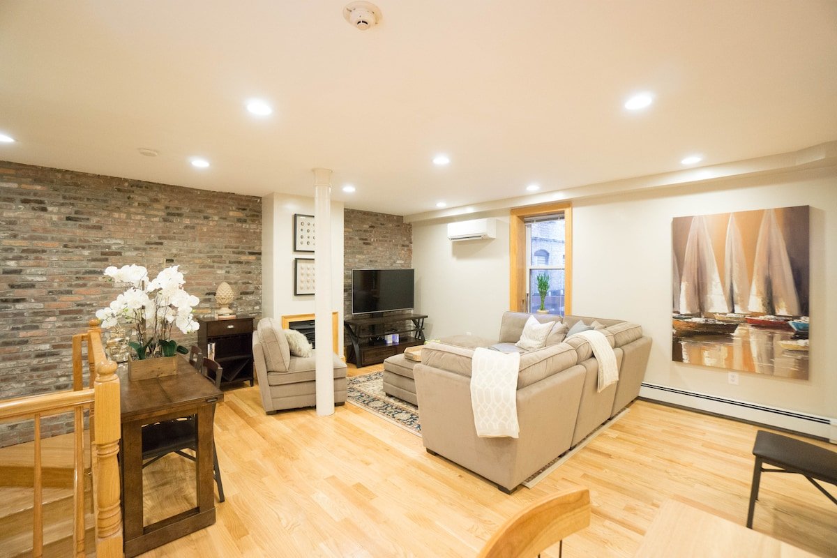 North End 2 BR | 1 BA Duplex in Little Italy gallery image 2