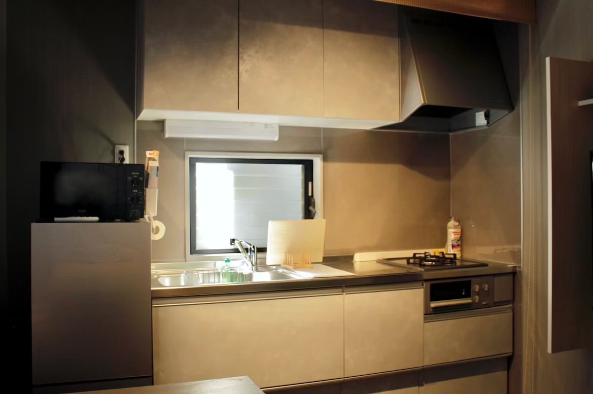 渋谷駅徒歩8分｜デザイナーズ1棟貸し｜日本スタイル｜最大8名｜Wi-Fi｜専用浴室｜専用キッチン gallery image 5