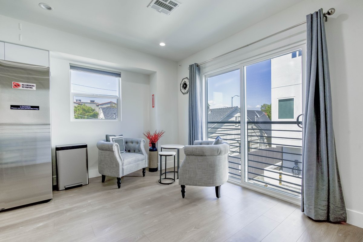 FB-Modern Apartments in Studio City 16 guests