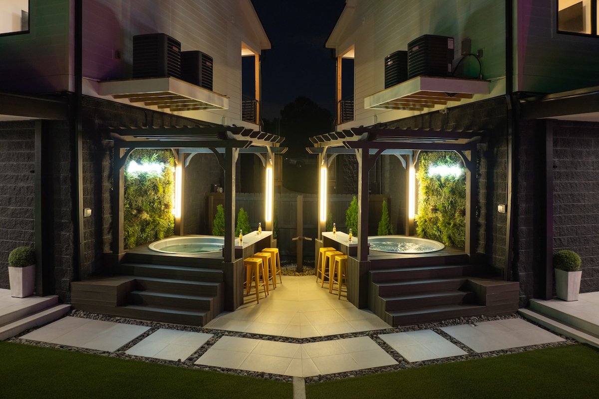 Speakeasy Duo | 2 Luxe Homes • Pools • Big Groups! gallery image 5