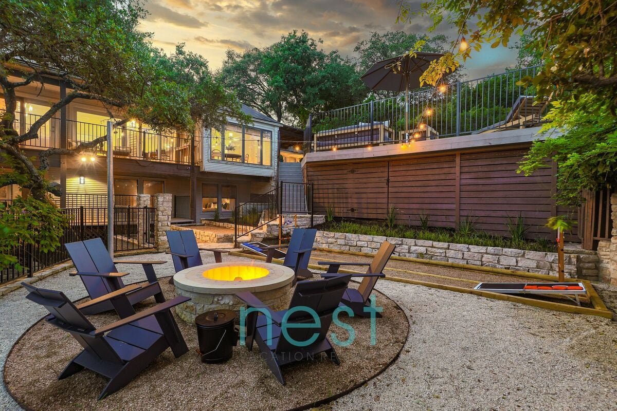 7 Mins to Downtn |Pool |Hot Tub |Pool Table gallery image 4