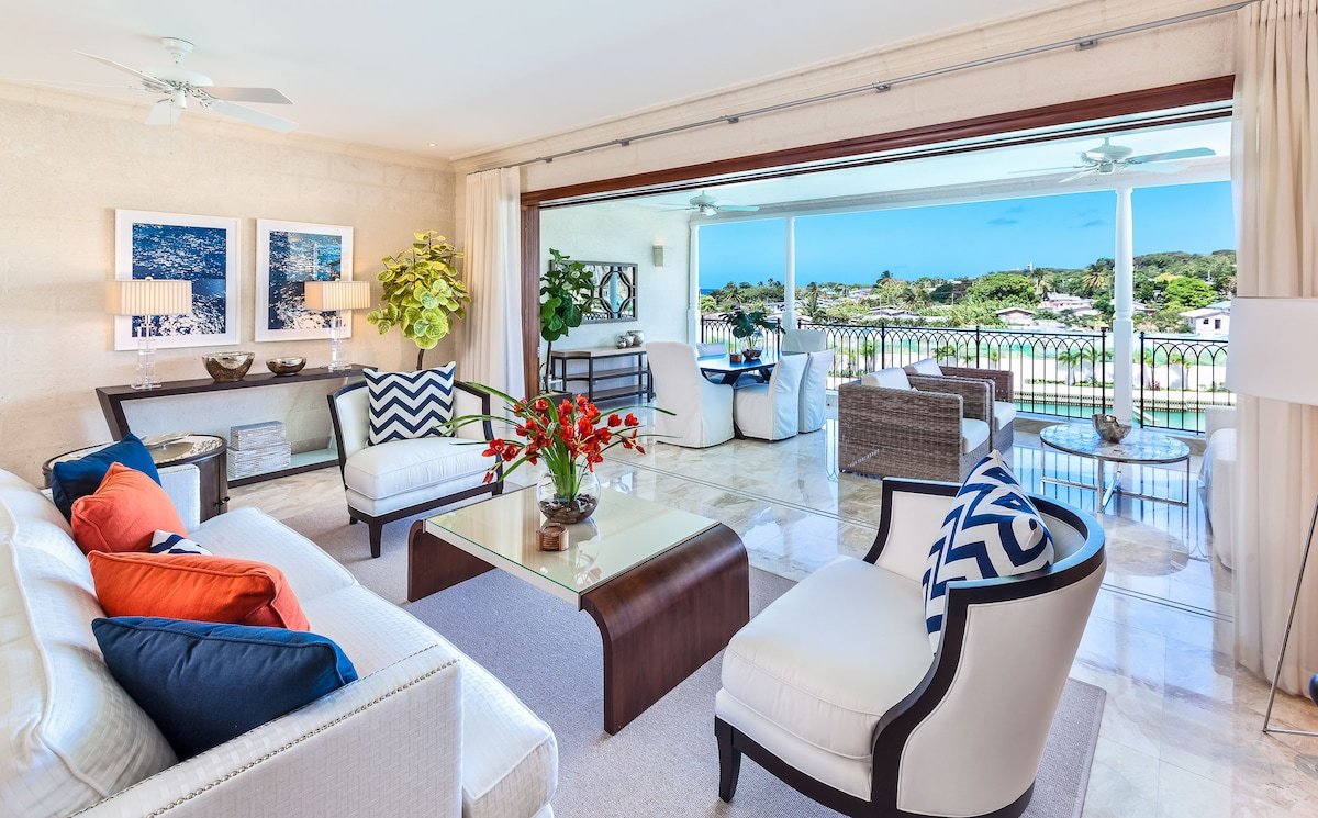 Port Ferdinand Villa