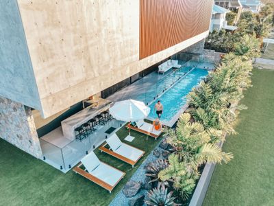 Award winning luxury – Mana Beach House