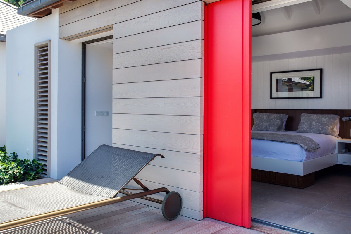 Angelique gallery image 5