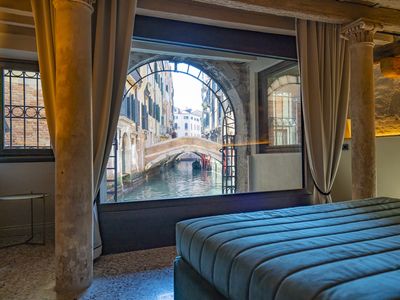 Corte Rubbi 1 A True Canal-side Experience