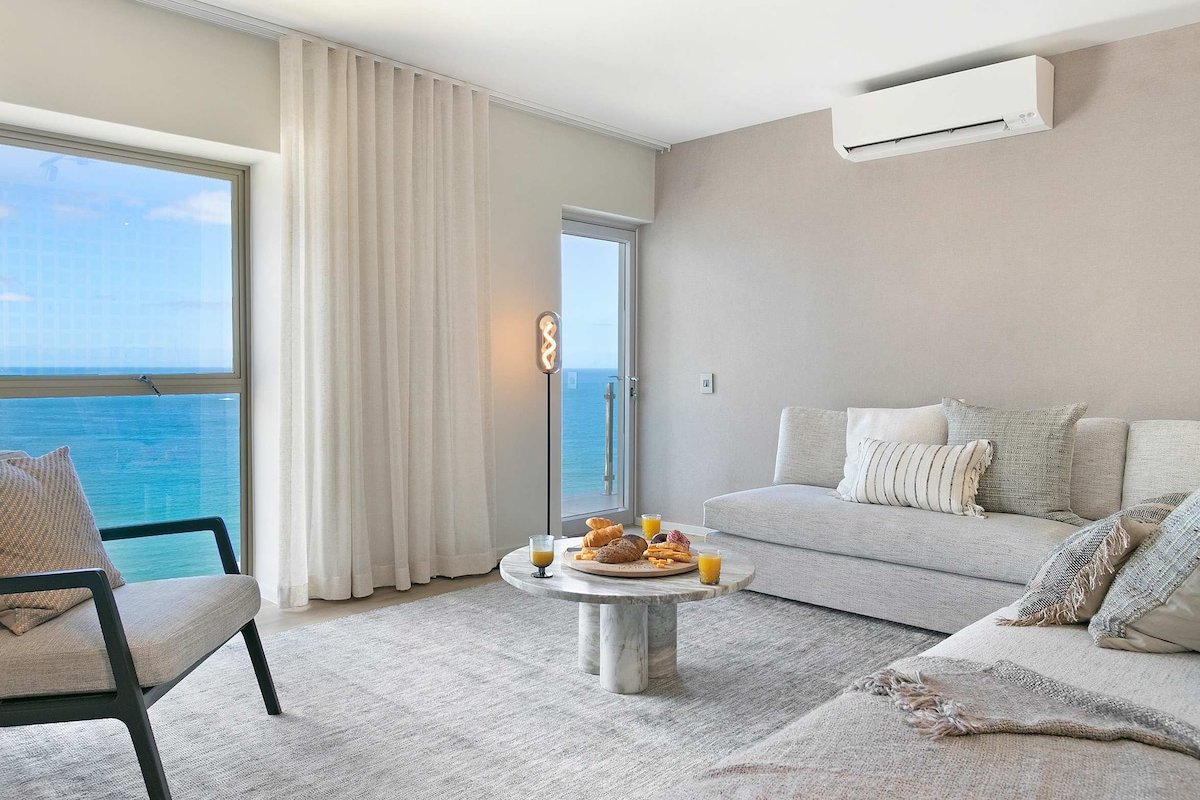 Clifton Allure – Breathtaking ocean views gallery image 4