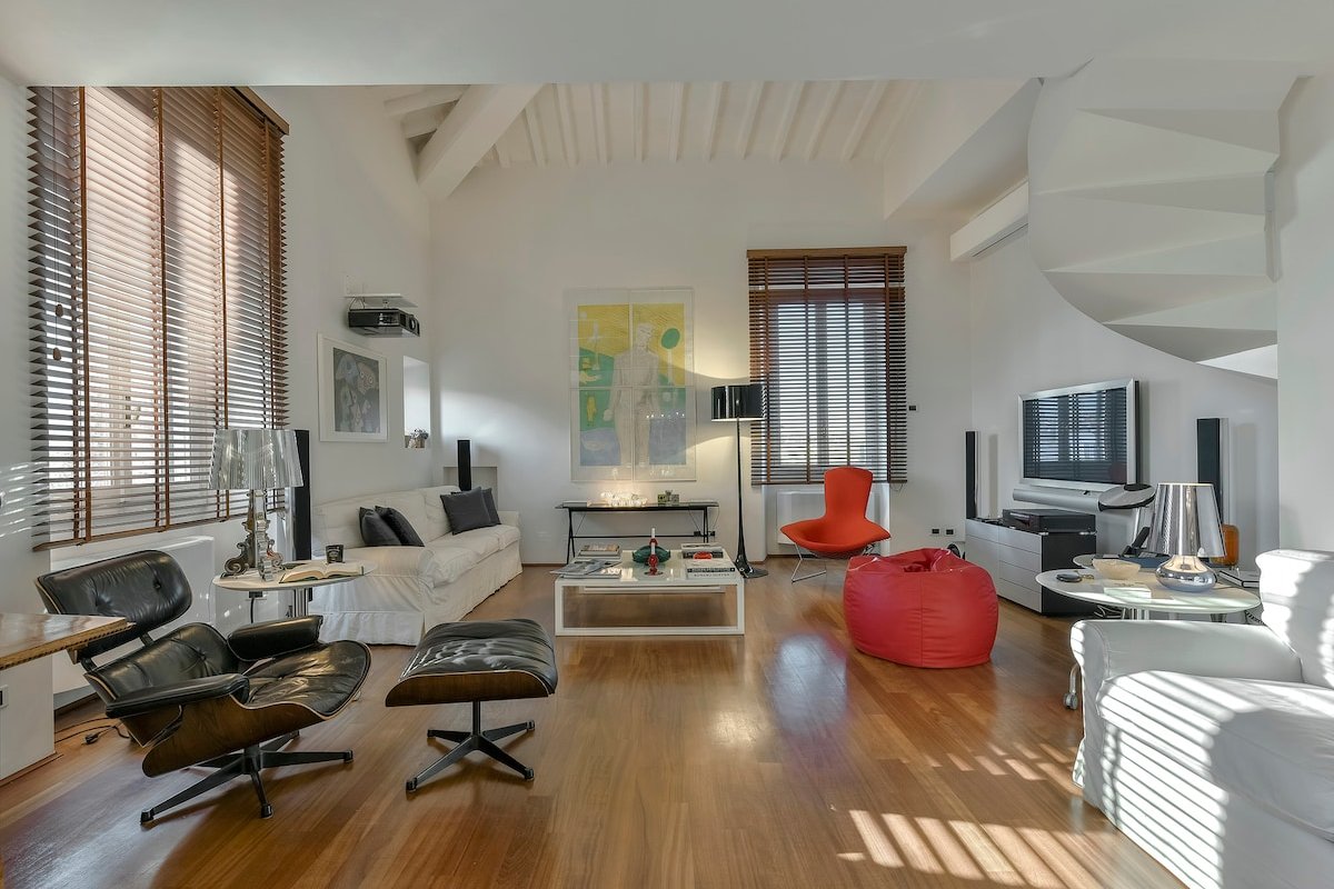 Oltrarno Star gallery image 3