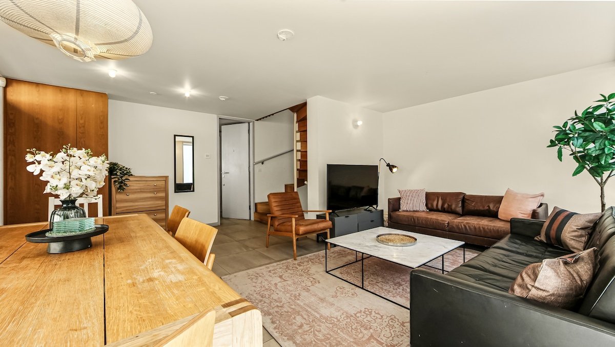 Luxury Entire House at King cross & St Pancras gallery image 5