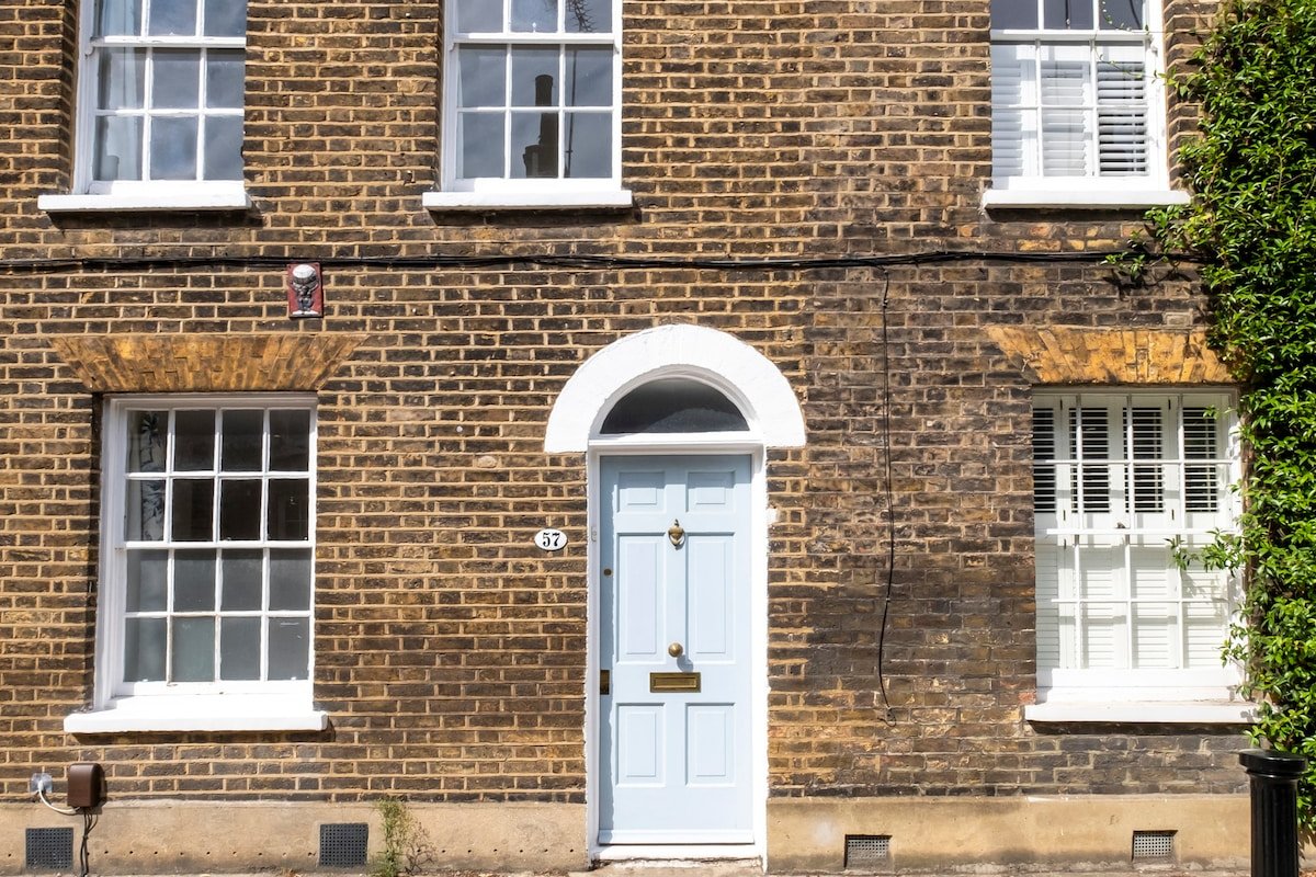 Most Central Location in London gallery image 2