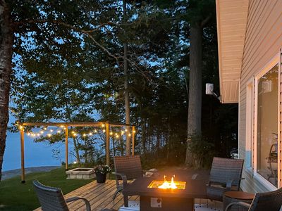 Private Lakeside Cottage with Outdoor Sauna