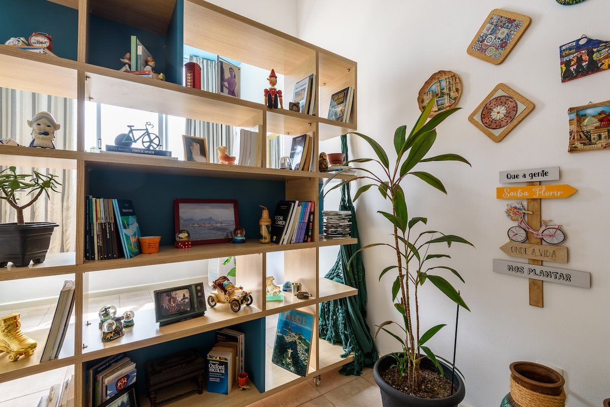 Apto Ano Novo na quadra do metrô3km de Copacabana gallery image 4