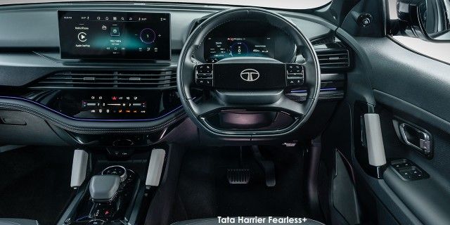 TATA HARRIER 2.0TD FEARLESS + A/T - 11 