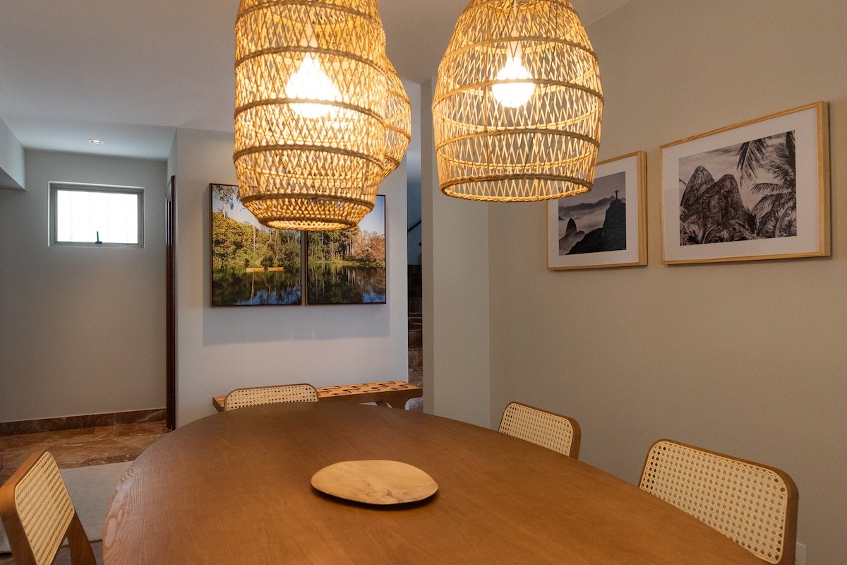 Ocean front Ipanema penthouse gallery image 5