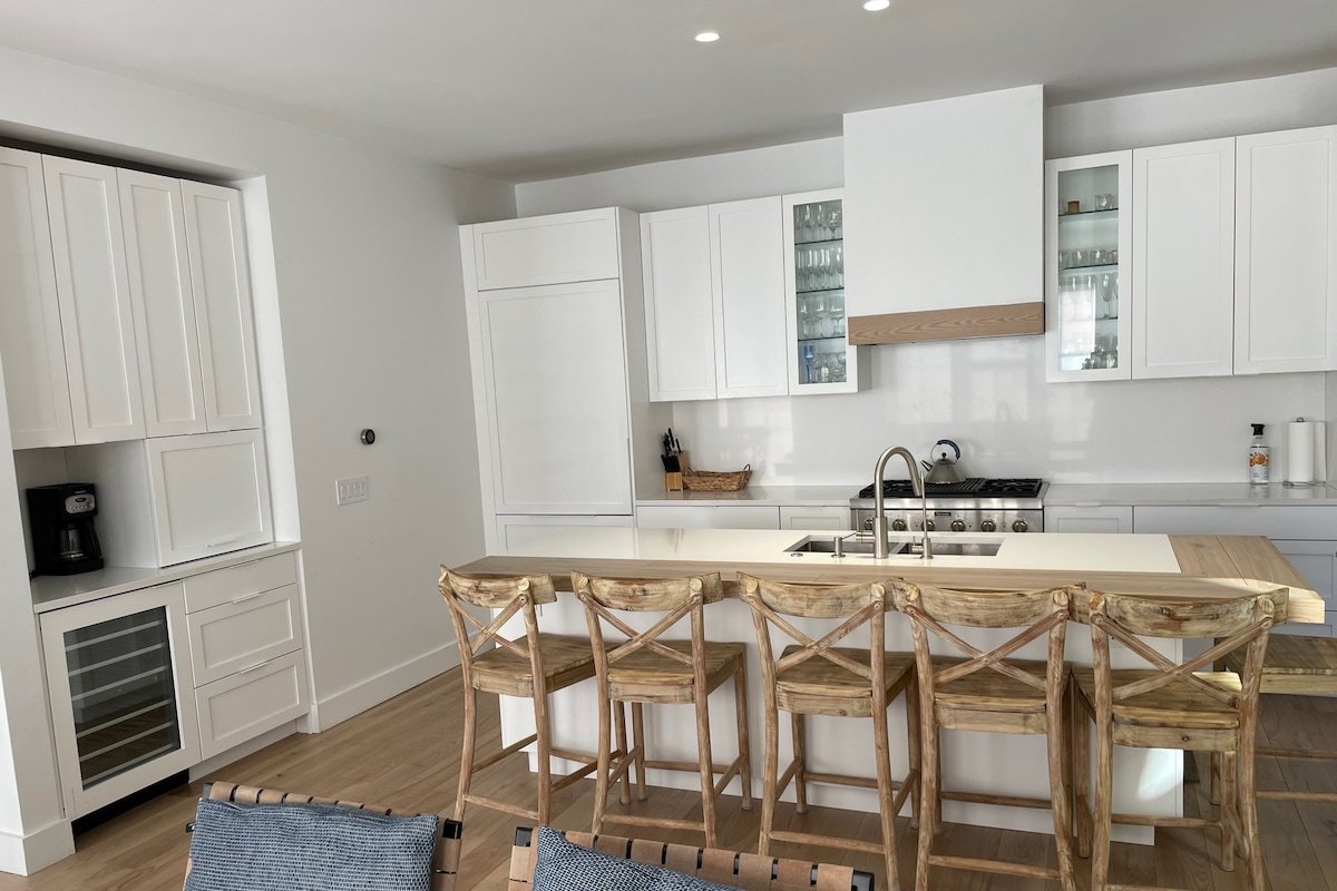 Newport full house, ideal for Large groups gallery image 4