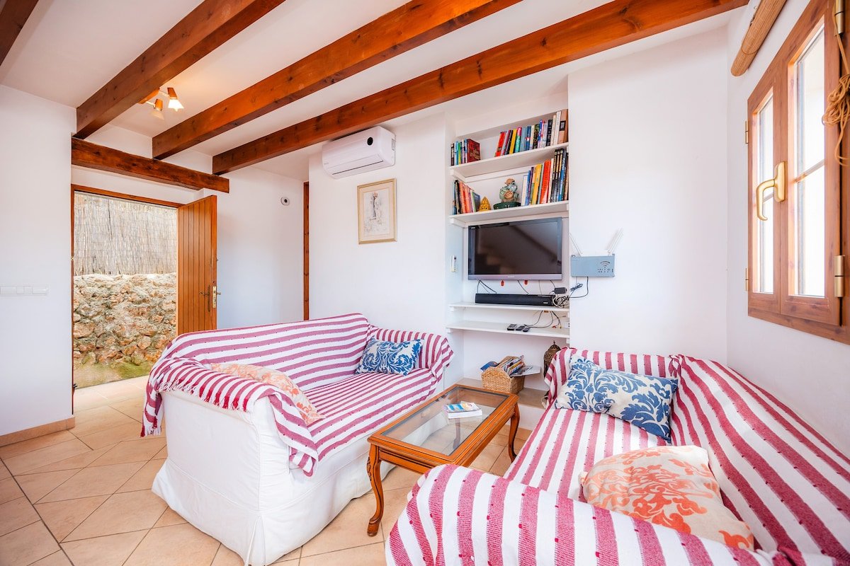 Eliasneil gallery image 5